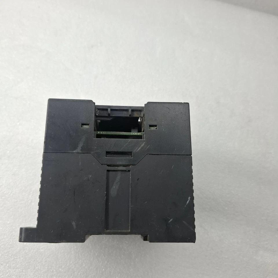 OMRON CP1L-L20DT-D PROGRAMMABLE CONTROLLER CP1L-L20T-D FREE SHIP WORLDWIDE